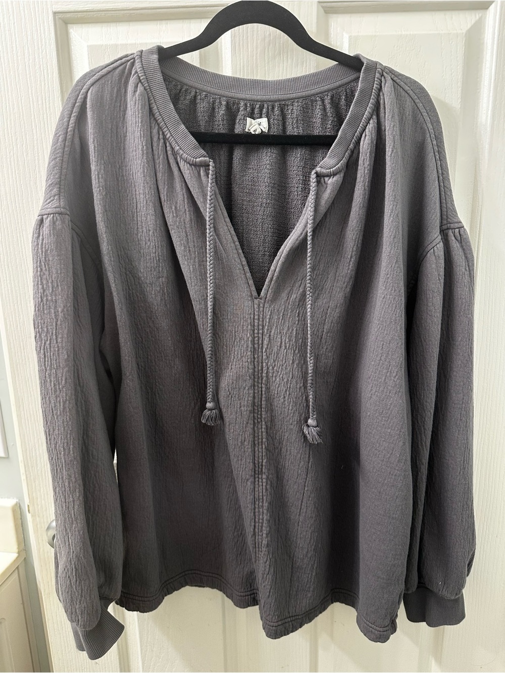 aerie Charcoal Gray Pullover with Drawstring